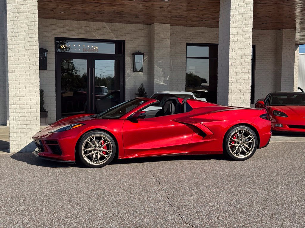 Used 2024 Chevrolet Corvette Stingray Preferred Conv w/ 2LT RWD image 21