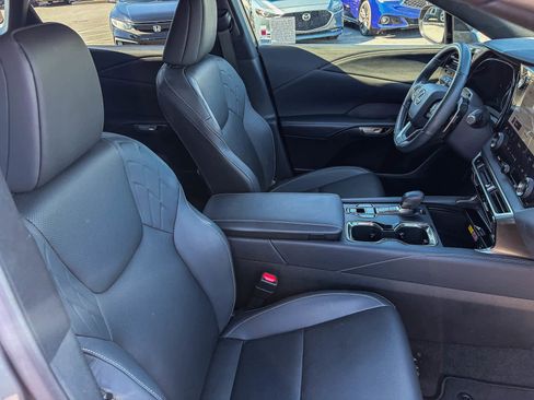 Used 2023 Lexus RX 350 Premium image 16