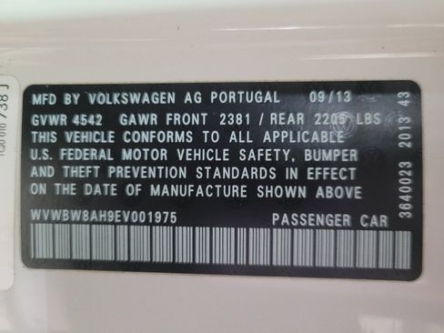 Used 2014 Volkswagen Eos FWD image 33