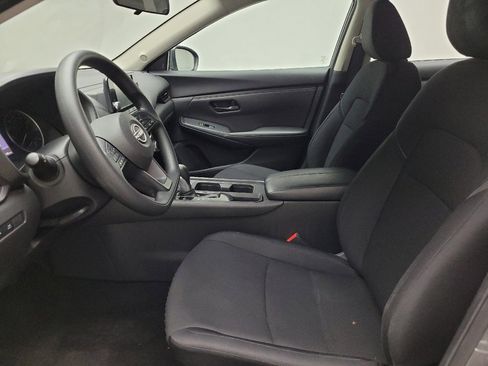 Used 2025 Nissan Sentra S FWD image 17