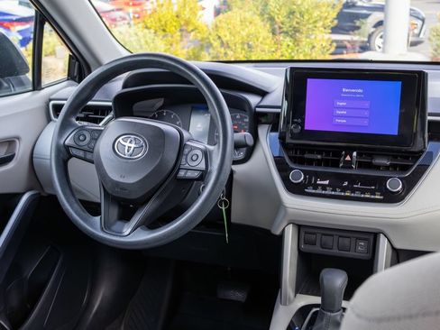 Used 2024 Toyota Corolla Cross L AWD/4WD image 11