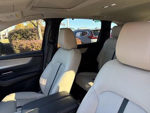 Used 2025 MAZDA CX-90 3.3 Turbo w/ Preferred Package image 24