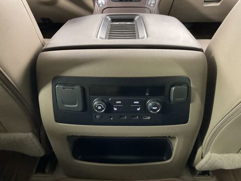 Used 2020 Chevrolet Tahoe Premier image 12