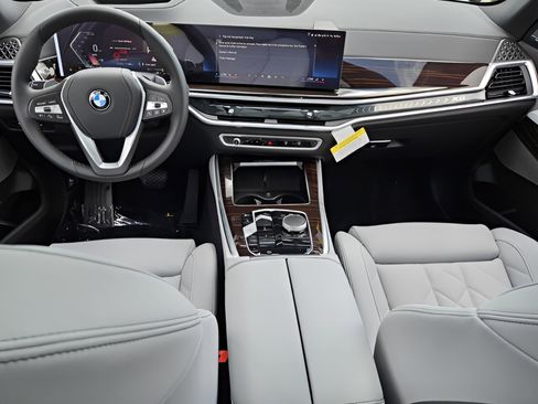 New 2026 BMW X5 sDrive40i w/ Premium Package image 29