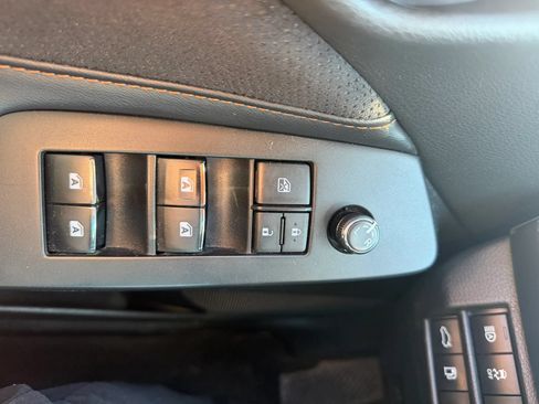 Used 2019 Toyota Avalon XSE w/ All Weather Liner Package FWD image 23