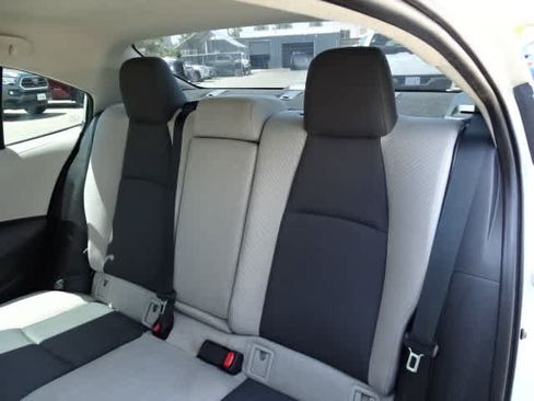 Used 2024 Toyota Corolla LE FWD image 20