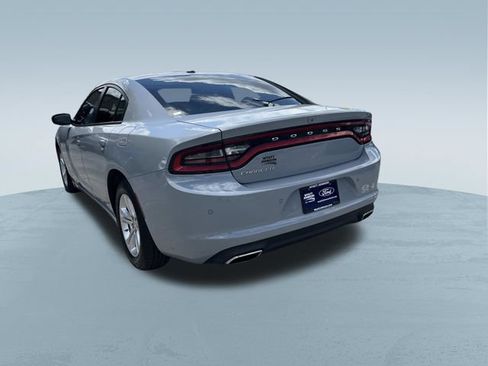 Used 2022 Dodge Charger SXT RWD image 6