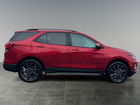 Used 2024 Chevrolet Equinox RS w/ RS Leather Package image 8