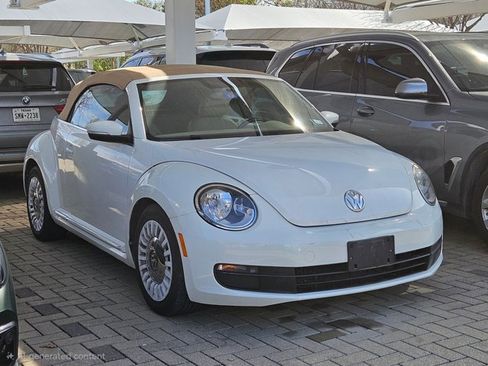 Used 2013 Volkswagen Beetle 2.5 image 3