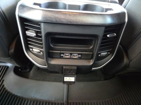 Used 2022 RAM 1500 Big Horn w/ Night Edition AWD/4WD image 48