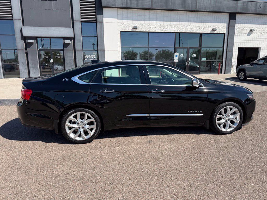 Used 2017 Chevrolet Impala Premier w/ Enhanced Convenience Package FWD image 4