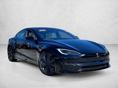 Used 2023 Tesla Model S image 10