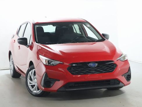 Certified 2024 Subaru Impreza 2.0i image 2