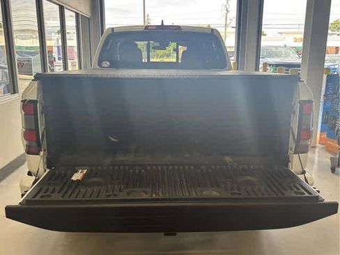 Used 2022 Nissan Frontier SV image 29