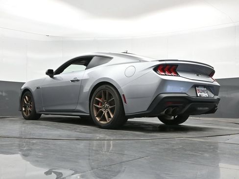 Used 2025 Ford Mustang GT Premium RWD image 49