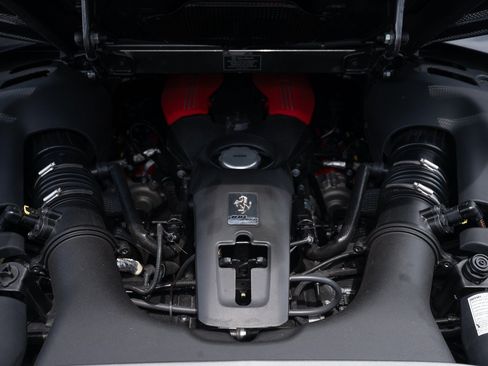Used 2017 Ferrari 488 Spider RWD image 23