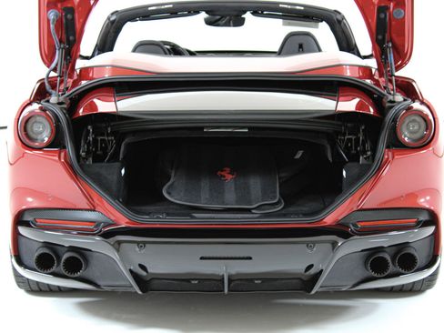 Certified 2023 Ferrari Portofino M RWD image 50