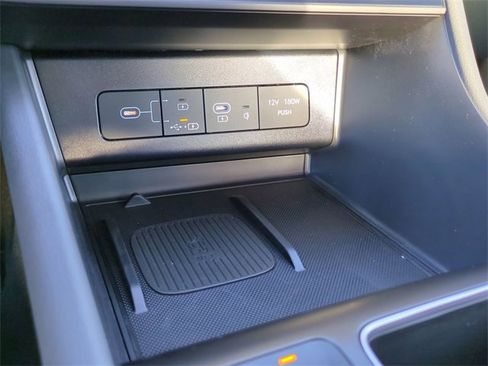 New 2025 Hyundai Sonata Limited image 22