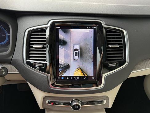 Used 2023 Volvo XC90 T8 Plus w/ Protection Package Premier AWD/4WD image 19