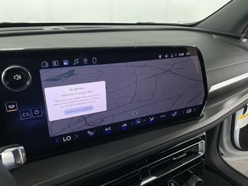 New 2026 Chevrolet Traverse LT image 14