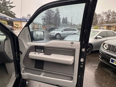 Used 2007 Ford F150 XLT image 19