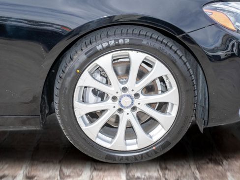 Used 2019 Mercedes-Benz E 300 4MATIC w/ Premium 1 Package image 42