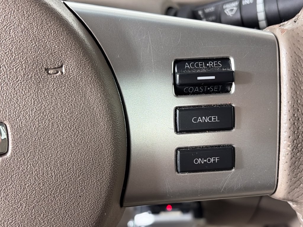 Used 2017 Nissan Frontier SV w/ SV Value Truck Package AWD/4WD image 18