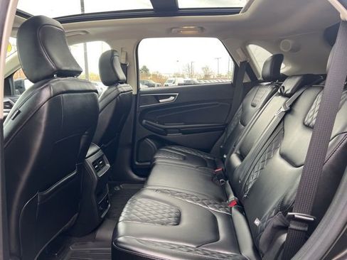 Used 2023 Ford Edge Titanium w/ Class II Trailer Tow Package image 18