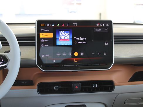 New 2025 Volkswagen ID. Buzz 1st Edition image 13