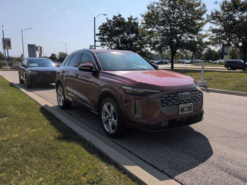 New 2025 Audi Q5 Premium Plus image 28
