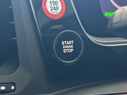 New 2025 Porsche Cayenne Turbo image 29