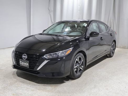 Used 2025 Nissan Sentra SV w/ All-Weather Package FWD image 6