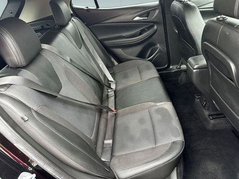 Used 2022 Buick Encore GX Preferred w/ Sport Touring Package FWD image 29