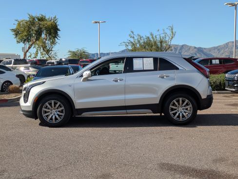 Used 2021 Cadillac XT4 Premium Luxury image 6