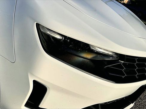 Used 2023 Chevrolet Camaro LT image 30