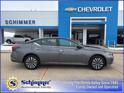 Used 2024 Nissan Altima 2.5 SV