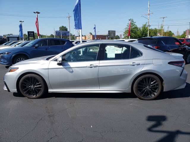 Used 2024 Toyota Camry XSE w/ Navigation Package FWD image 4