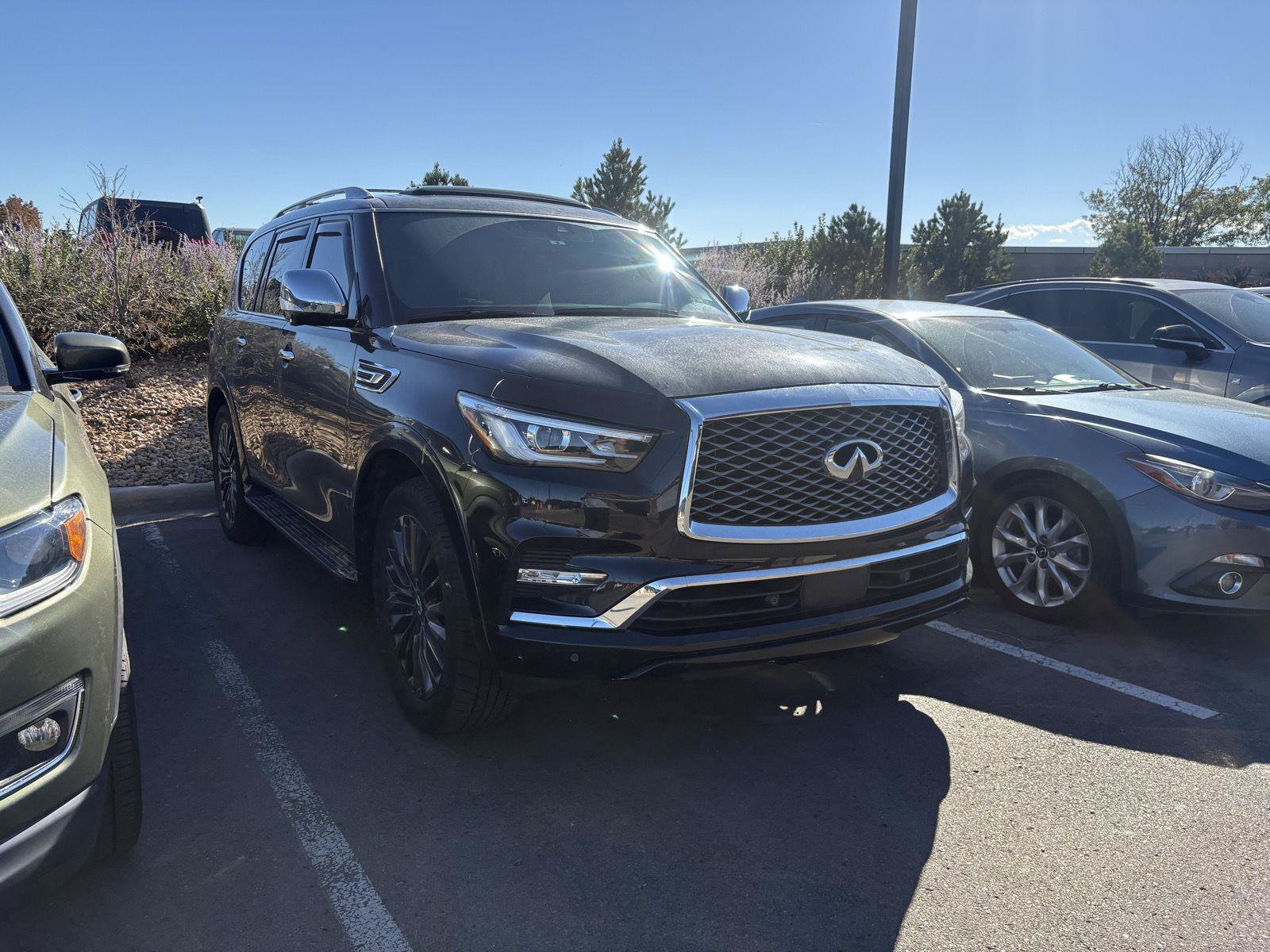 Used 2024 INFINITI QX80 Sensory w/ Cargo Package AWD/4WD image 1