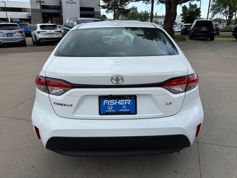 Used 2023 Toyota Corolla LE FWD image 5