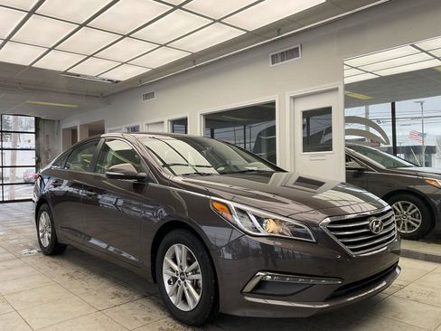 Used 2015 Hyundai Sonata ECO image 1