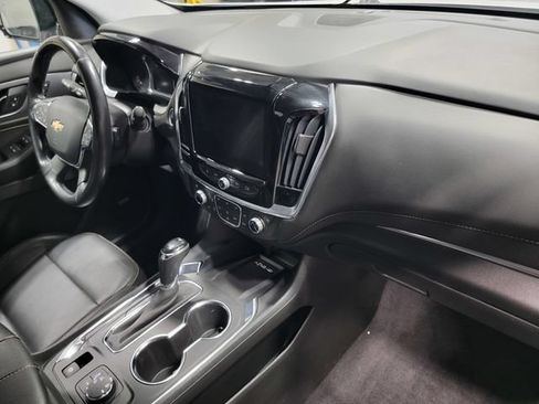 Used 2019 Chevrolet Traverse Premier w/ Redline Edition AWD/4WD image 17