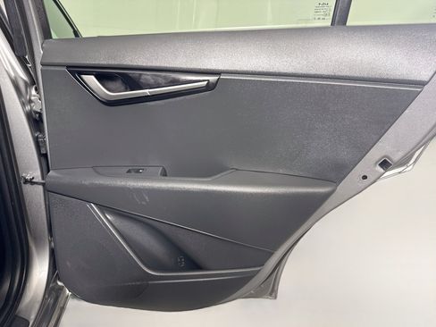 Used 2026 Kia Niro LX FWD image 27