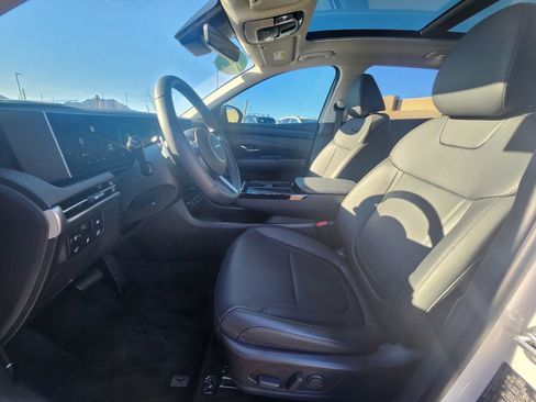 Certified 2025 Hyundai Tucson SEL image 10