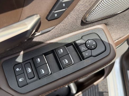 New 2026 RAM 1500 Limited w/ Off Road Group image 19