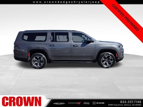 Certified 2024 Jeep Wagoneer L Series III w/ Flexible Seating Group image 8