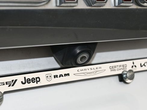 Used 2021 GMC Yukon SLE w/ Gmc Pro Safety Plus Package image 35