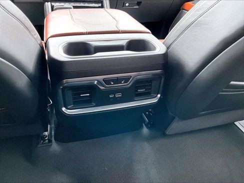 Used 2024 GMC Sierra 1500 Denali Ultimate AWD/4WD image 25