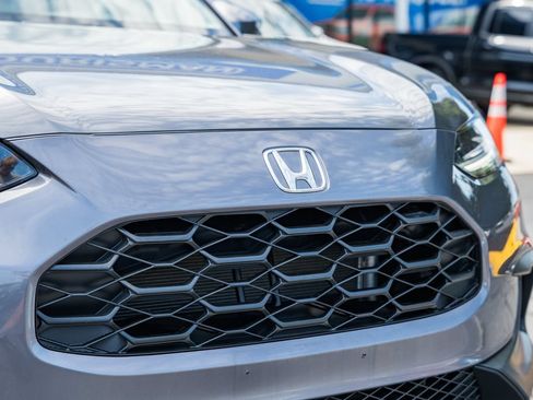 Used 2023 Honda HR-V LX image 10