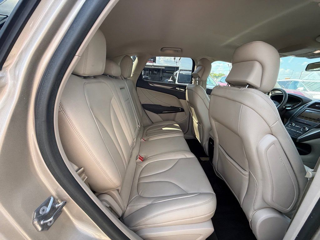 Used 2017 Lincoln MKC Premiere FWD image 21
