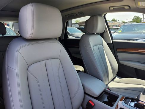Certified 2023 Audi Q5 2.0T Premium Plus w/ Premium Plus Package AWD/4WD image 12